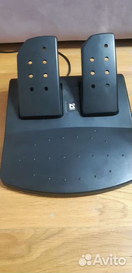 Игровой руль defender