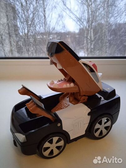 Игрушка машина трансформер