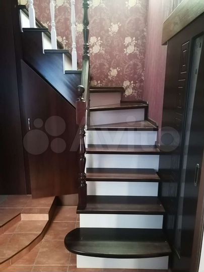 Коттедж 366,4 м² на участке 16 сот.