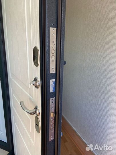 Дверь с терморазрывом в наличии