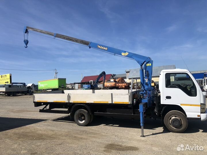 Isuzu NQR75 с КМУ, 2011