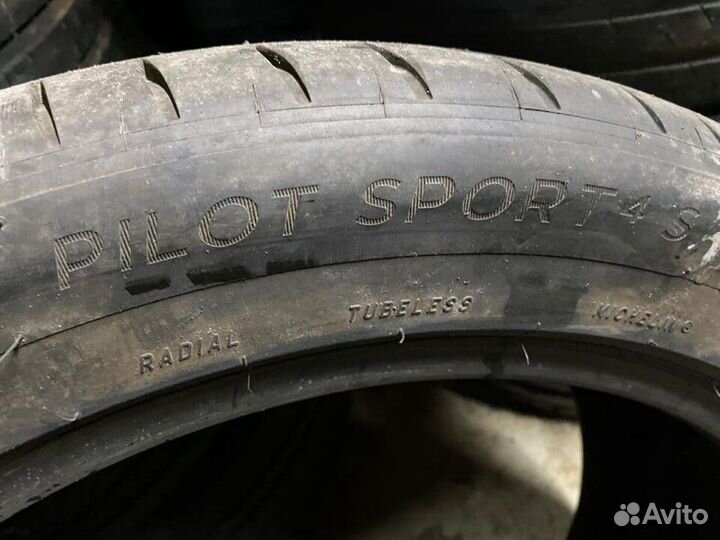 Michelin Pilot Sport 4 S 255/45 R20