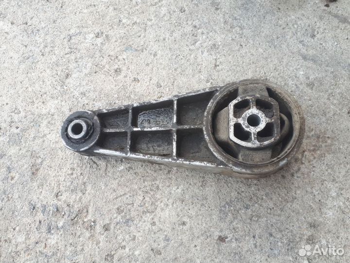 Подушка двигателя задняя Chevrolet Lacetti