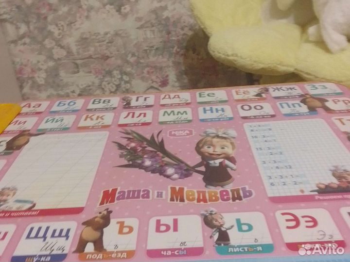 Детский столик со стулом