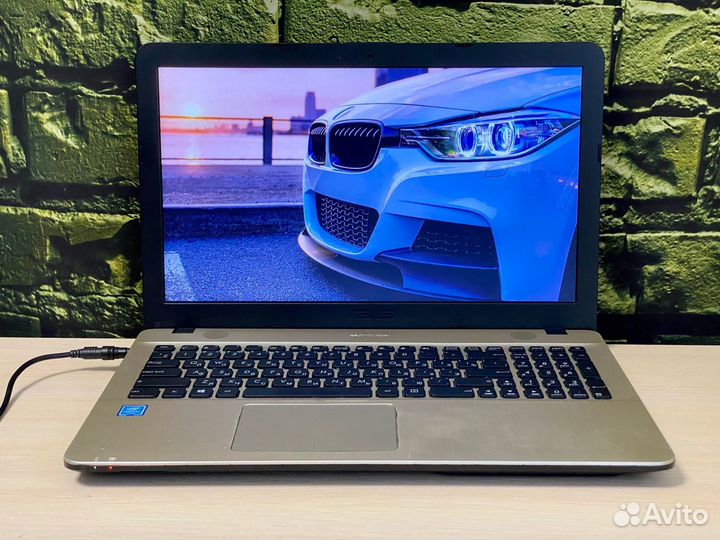 Ноутбук Asus для учебы