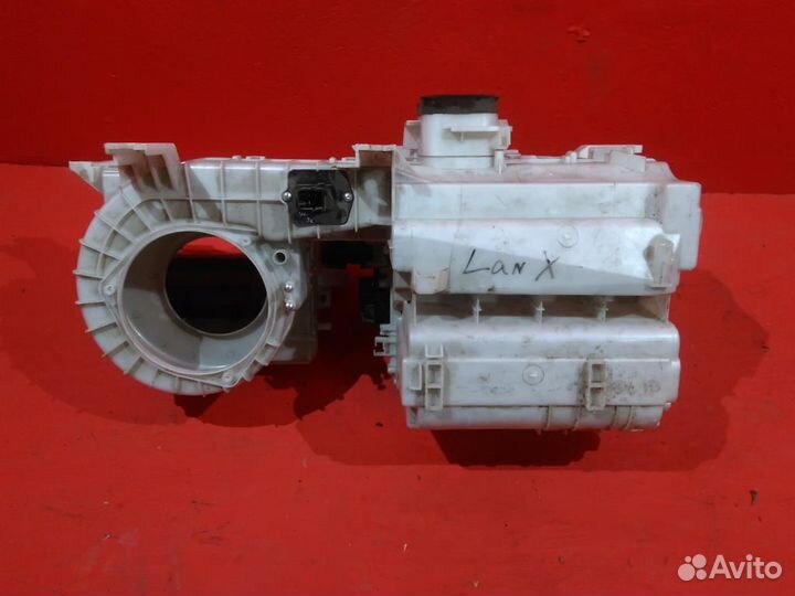 Корпус печки Митсубиси Лансер 10