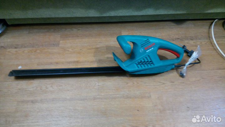 Электрический кусторез Bosch AHS 50-16