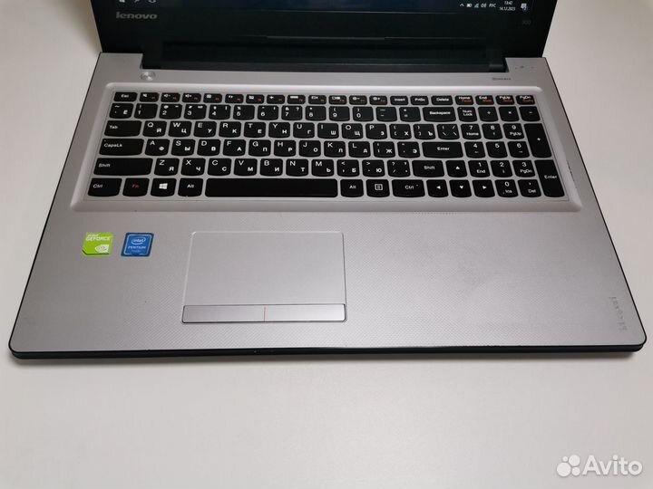 Lenovo 300-15 -4 ядра/GeForce-920m/SSD/8гб