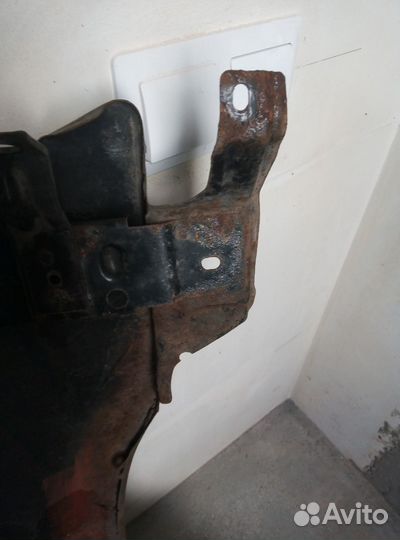 Крыло переднее левое ниссан альмера классик