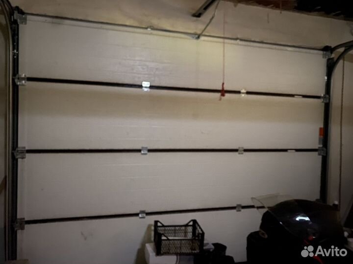 Секционные ворота alutech