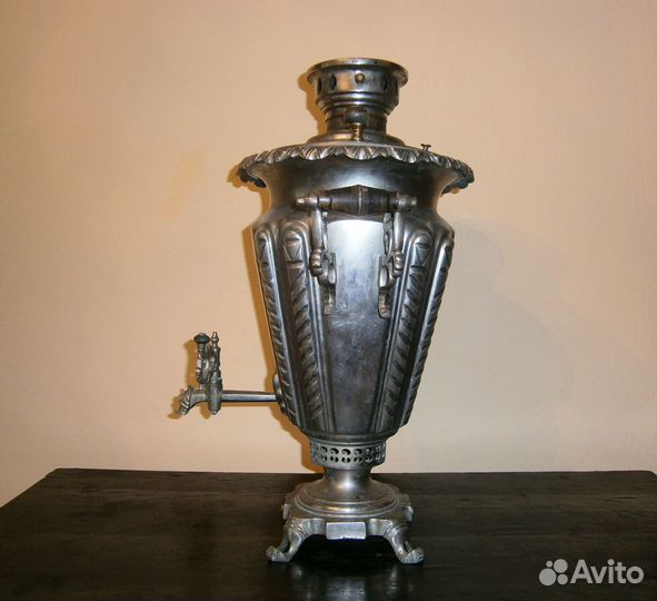 Старинный самовар в отличном рабочем состоянии