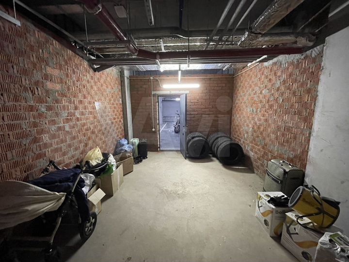 Машиноместо, 13 м²