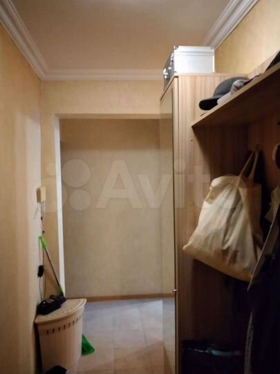 2-к. квартира, 54 м², 1/5 эт.