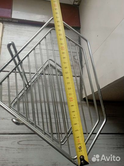 Угловая полка для ванной