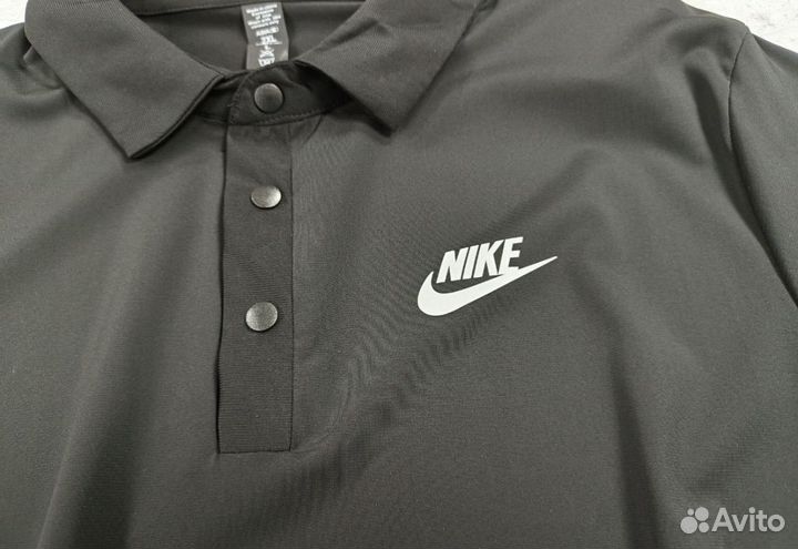 Спортивное поло Nike