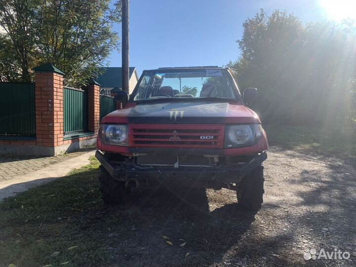 Mitsubishi Pajero iO 1.8 AT, 2000, 155 400 км