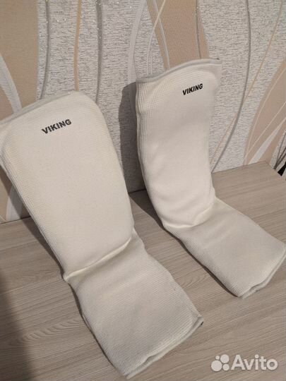 Защита голени и стопы для единоборств Viking