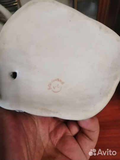 Фарфоровая статуэтка