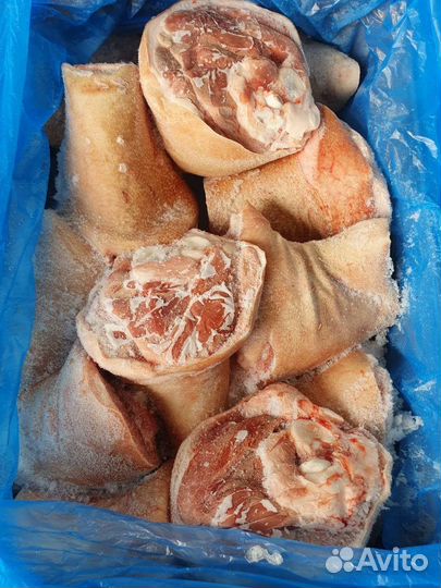 Голяшка свиная задняя, рулька свиная