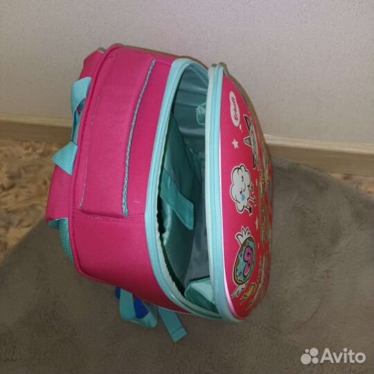 Школьный рюкзак для девочки новый