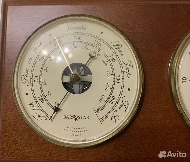 Метеостанция(барометр/термометр/гигрометр в одном