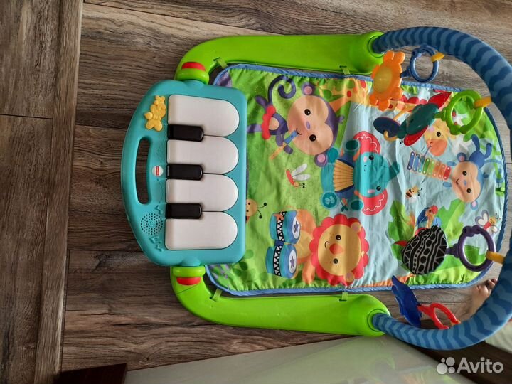 Развивающий коврик fisher price