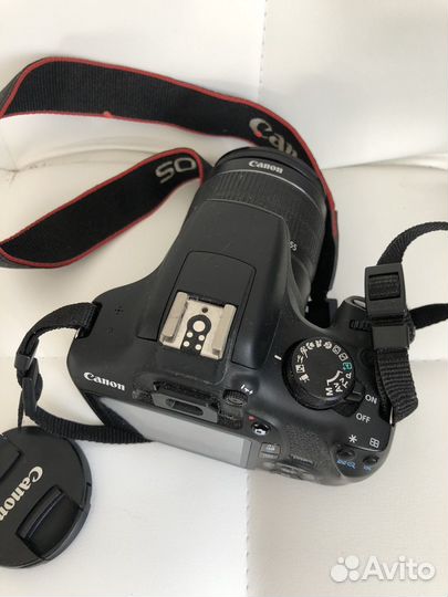 Зеркальный фотоаппарат Canon 1300D