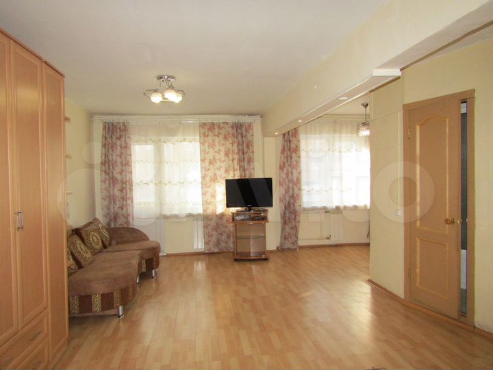 2-к. квартира, 46 м², 2/5 эт.