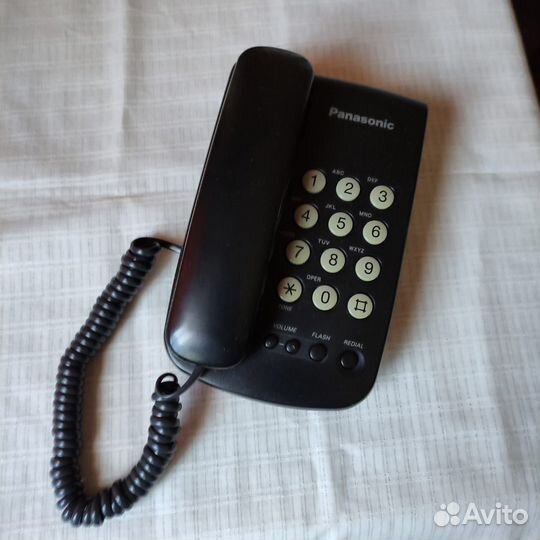 Телефон домашний сo шнуром Panasonic