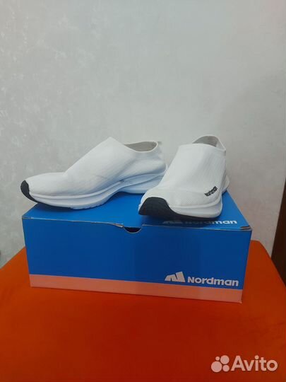 Кроссовки женские 37 размер