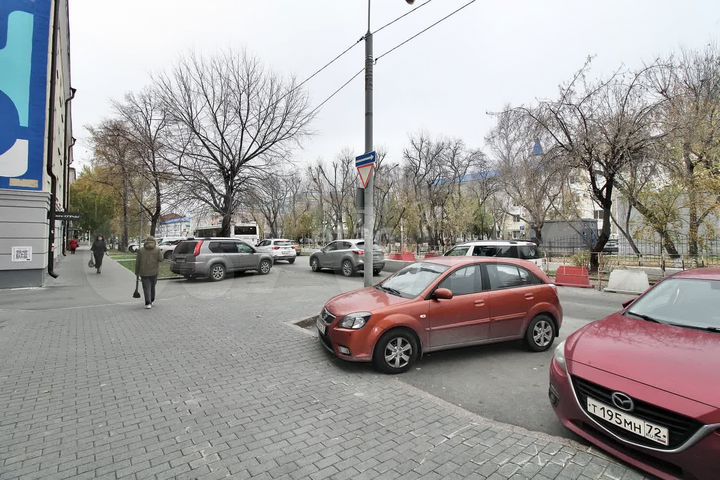 Продам торговое помещение, 180 м²