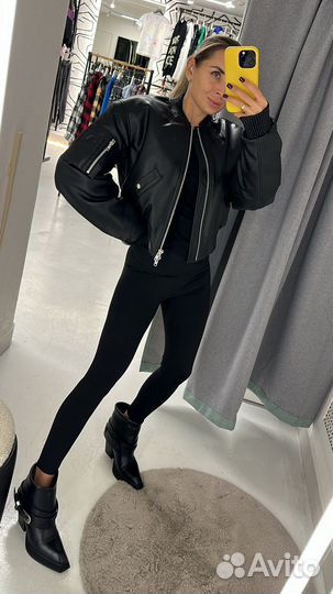 Бомбер женский утепленный