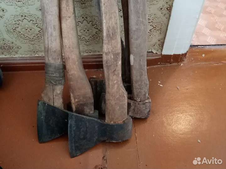 Топор и колун