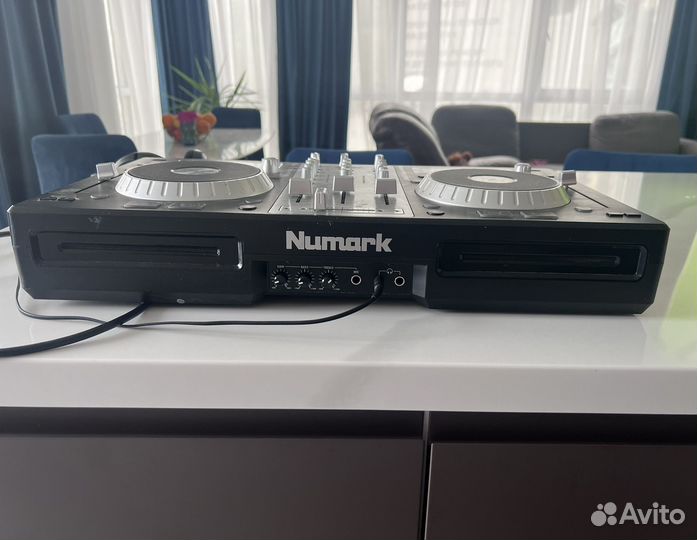 Dj контролер Numark Mixdeck Express
