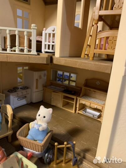 Дом Sylvanian Families с семьями и аксессуарами