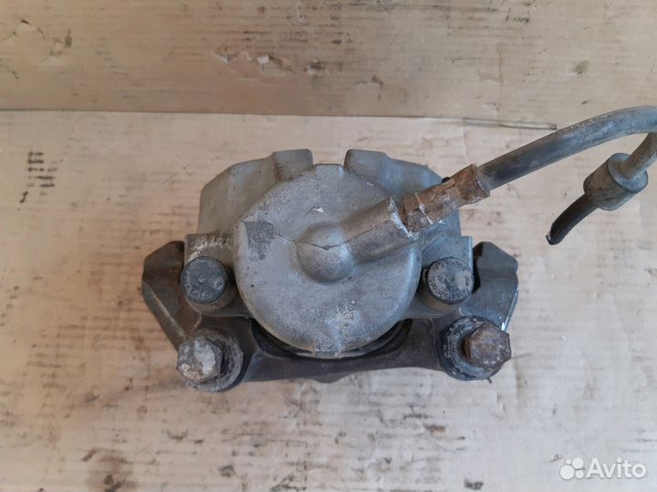 Суппорт передний левый BMW E39