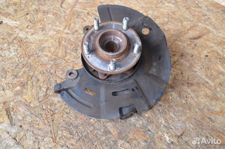 Кулак поворотный передний правый Hyundai Santa Fe