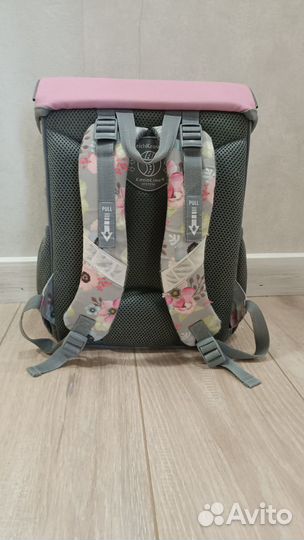 Ранец школьный для девочки