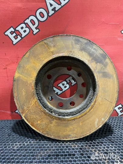 Диск тормозной передний правый Opel Astra H Z16XER