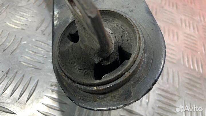 Рычаг продольный задний левый Mazda 3 BK Z6