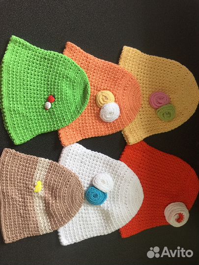 Шапочки, панамки ручной работы