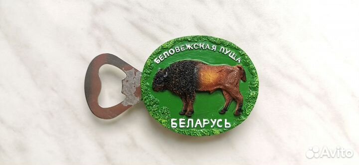 Магнит на холодильник открывашка