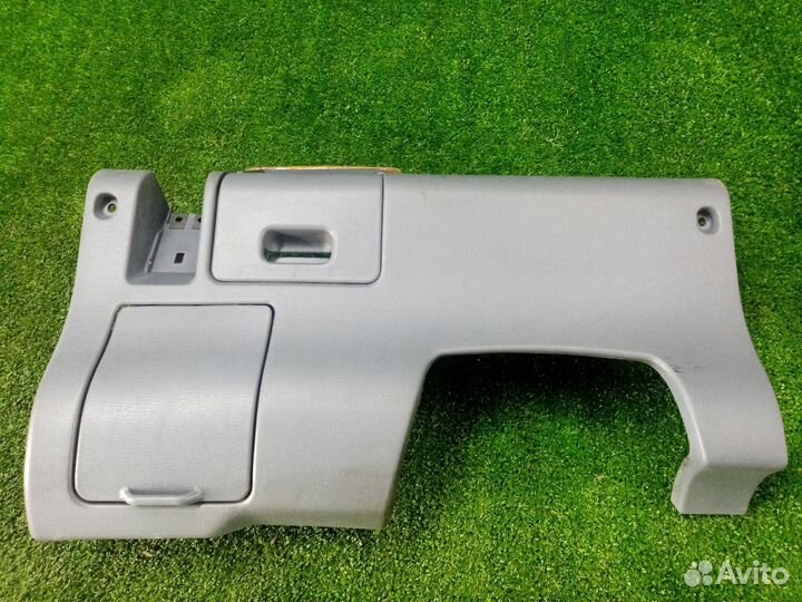 Консоль под рулевой колонкой Mitsubishi Dingo CQ2A