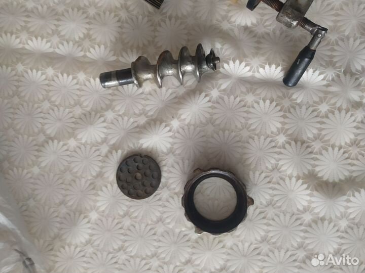 Мясорубка ручная СССР чугунная