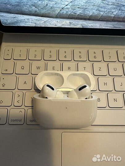 AirPods Pro MagSafe оригинал бу