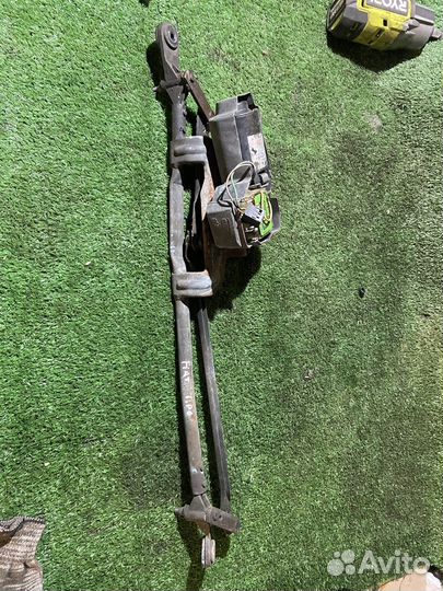 Трапеция дворников фиат типо 160 с дефектом