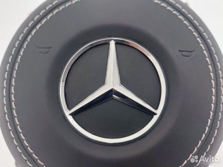 Подушка безопасности в руль AMG с белой строчкой
