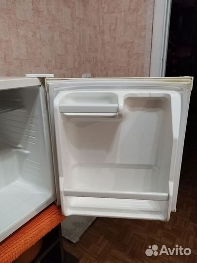 Мини-холодильник Daewoo