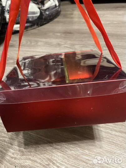 Подарочная коробка упаковка