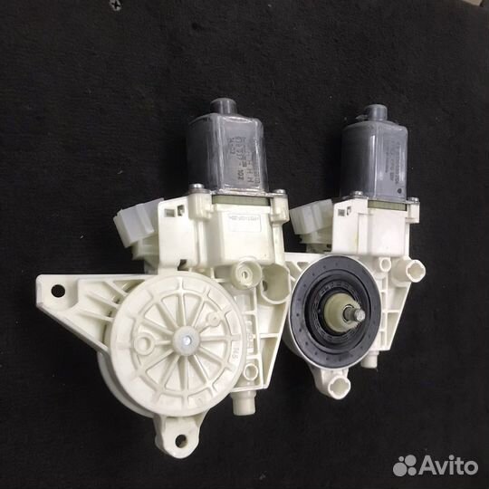 Моторчик стеклоподьемника Meecedes w222-166